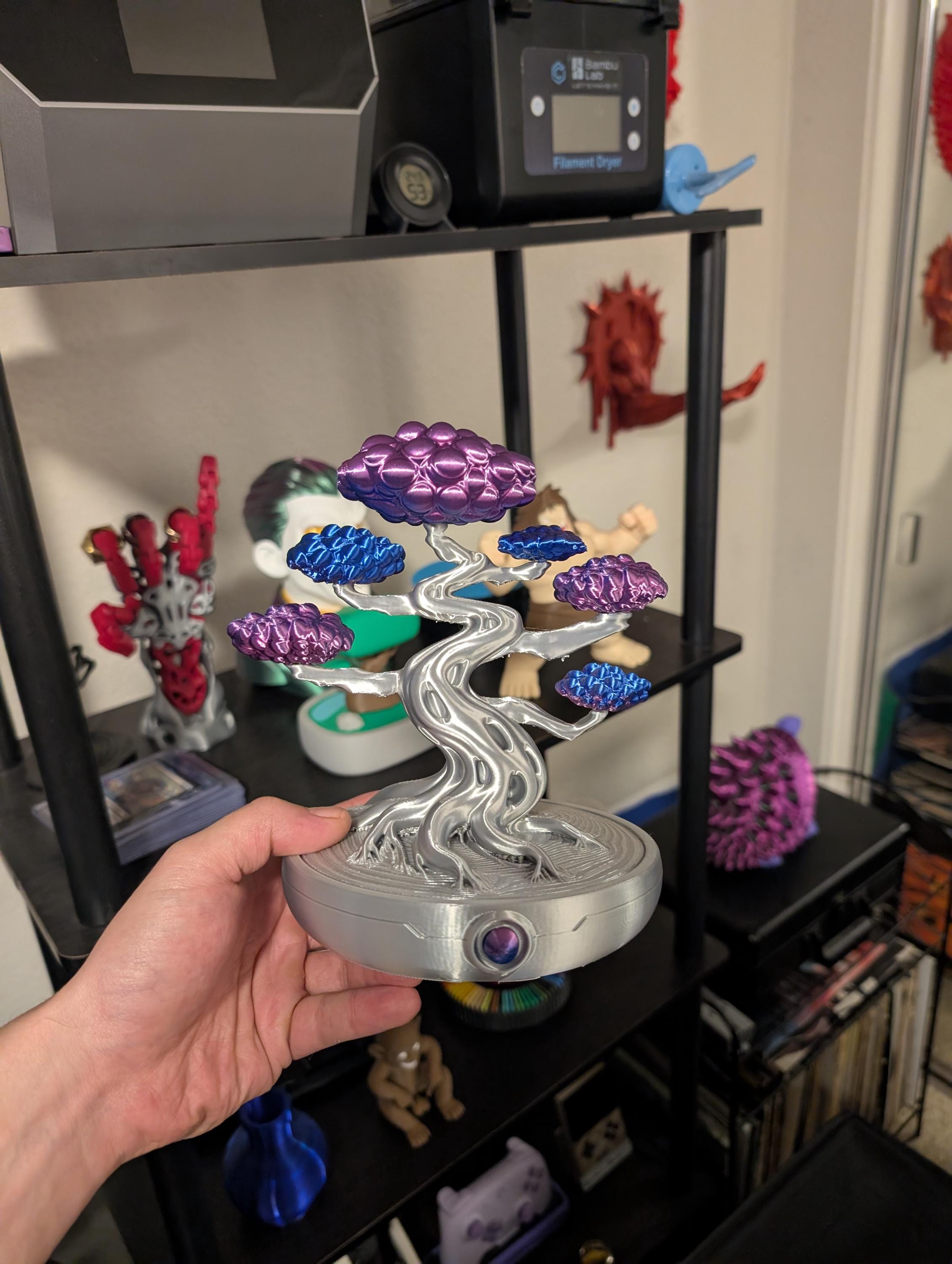 Tau Ceti Bonsai Sculpture - Customizable Life-Size Metallic - Color-Changing Home Decor